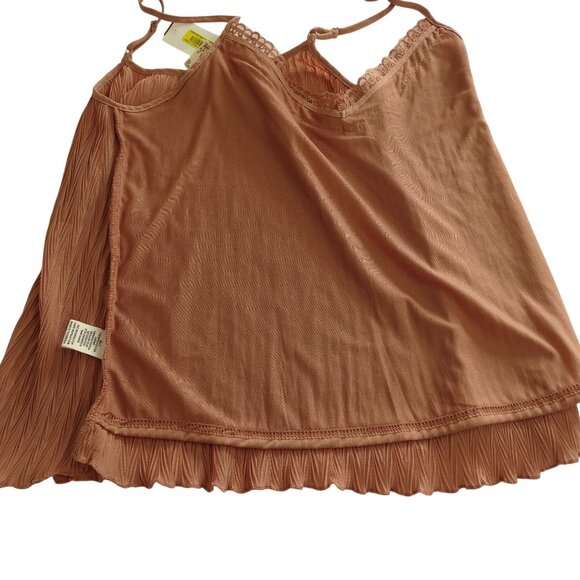 Blu Pepper Sleeveless Textured Camisole Tank Top Mauve Size L Lace Trim NEW - Picture 4 of 9